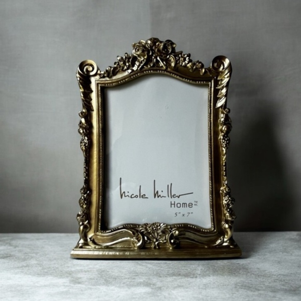 Nicole Miller Gold Ornate Picture Frame for 5”x7” photo